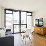 Four Seasons Suite 1